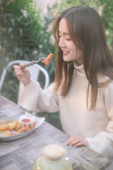卧鼠藏虫